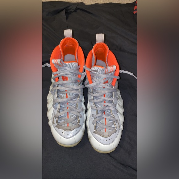 Jordan 6 Tinker Sz10 and Nike Foamposite Pure Platinum Sz9.5 - Picture 4 of 4